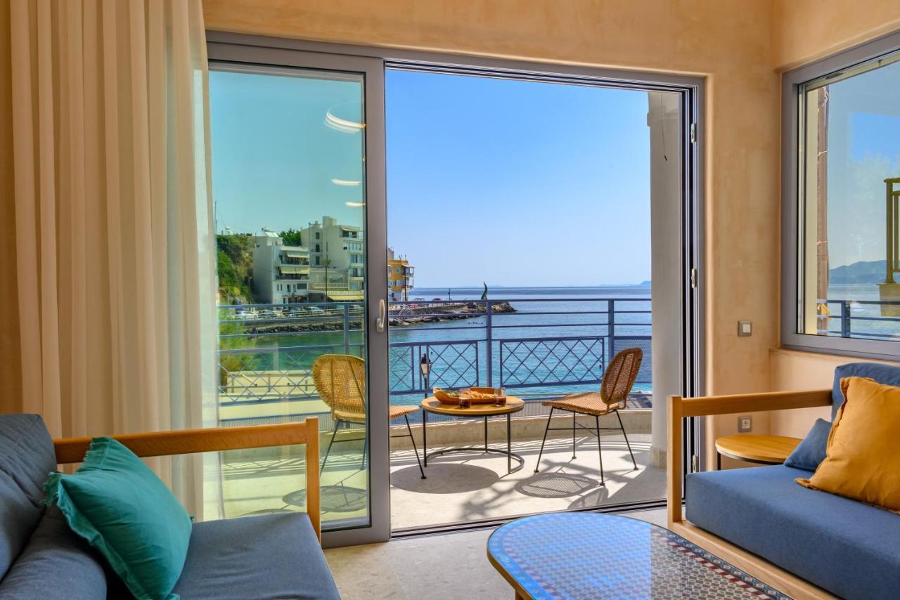 Asteria Seafront Luxury Apartment
